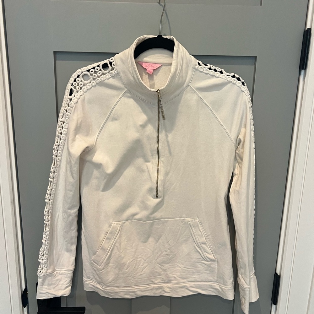 Lilly Pulitzer Popover with Lace-Detail sleeve